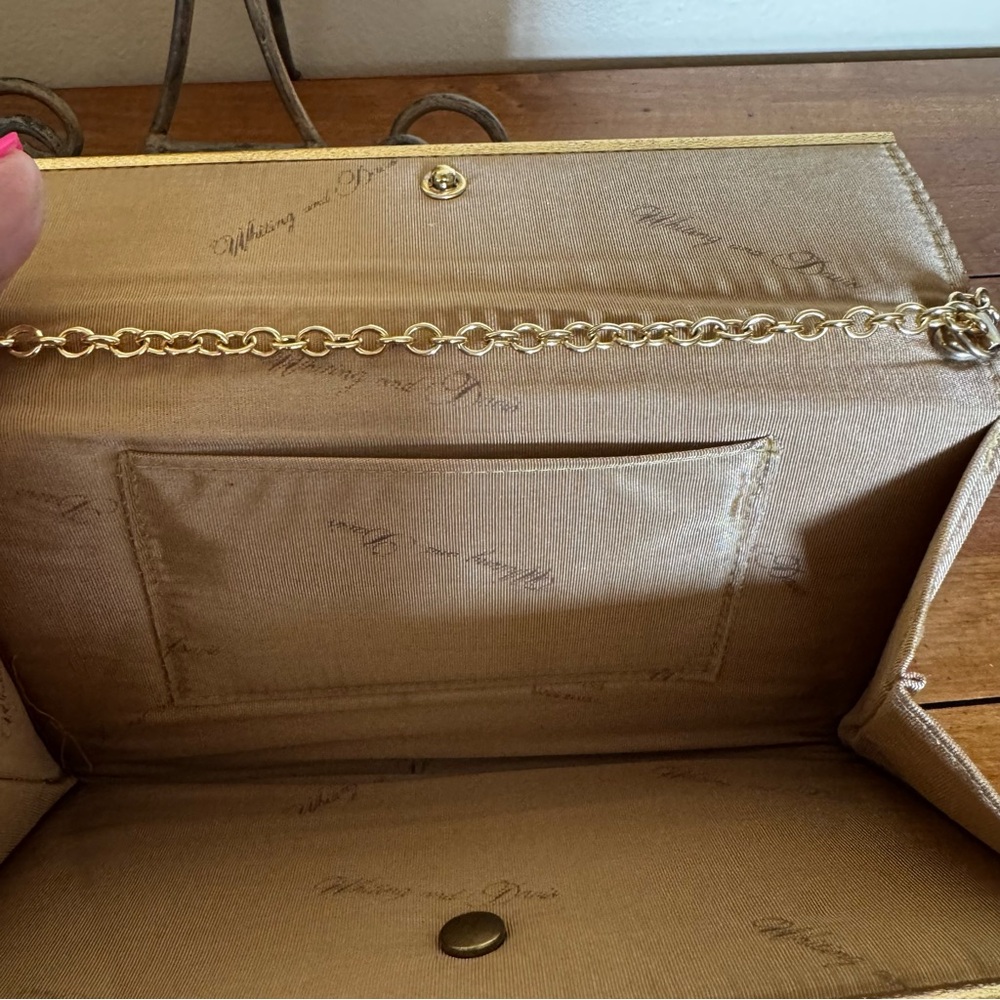 Whiting and Davis Glamorous Gold Metal Mesh Evening Clutch Purse Vintage - Picture 4 of 10